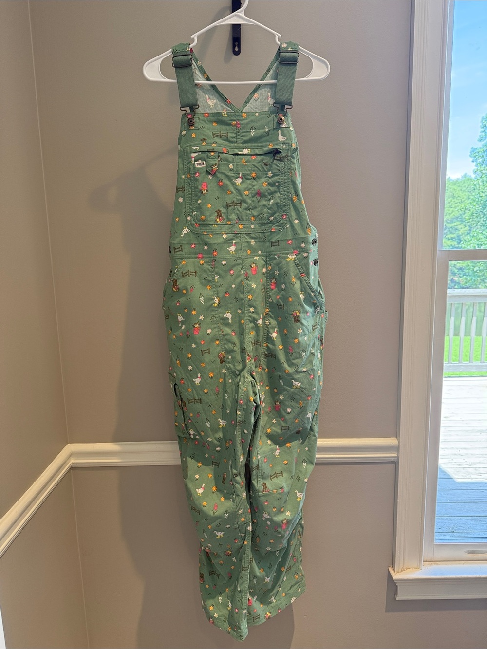NWT Duluth Trading Co Green Duck Printed Cotton Overalls Jumpsuit M 29 - Picture 1 of 6